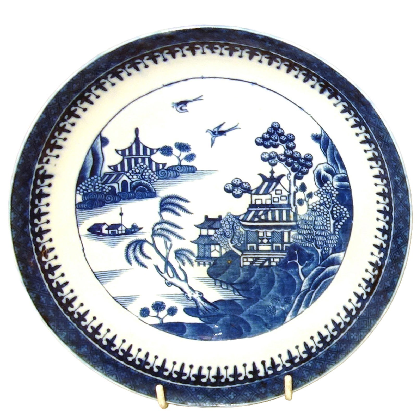 Extra Large Antique Georgian Caughley Porcelain Nankin Saucer Dish 22 cm C.18thC: Title: Extra Large Antique Georgian Caughley Porcelain Nankin Saucer Dish 22 cm C.18thC Description: An unusual extra large antique Georgian Caughley porcelain Saucer Dish decorated in the Willow