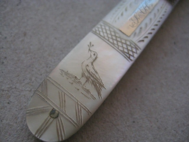 Title: Victorian Mother of Pearl Hafted Silver Bladed Folding Fruit Fork Description: Victoria - 3
