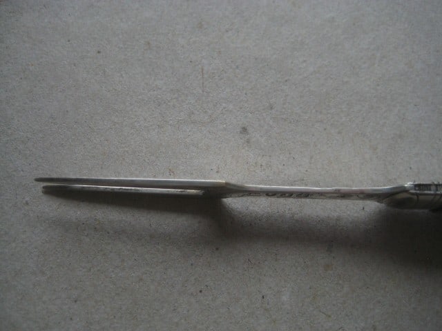 Title: Victorian Mother of Pearl Hafted Silver Bladed Folding Fruit Fork Description: Victoria - 8