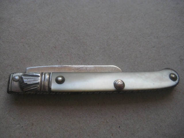 Title: Rare George III Scimitar Silver Bladed Folding Fruit Knife Description: Rare George III - 11