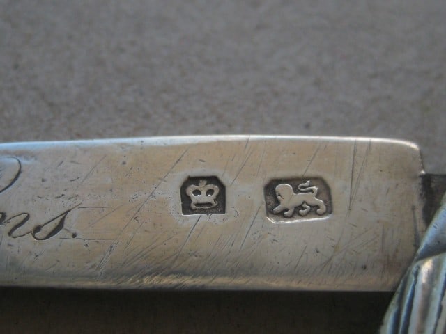 Title: Rare George III Scimitar Silver Bladed Folding Fruit Knife Description: Rare George III - 7