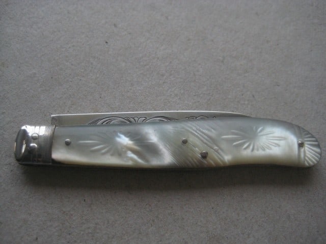 Victorian Mother of Pearl Hafted Silver Bladed Folding Fruit Knife - 11