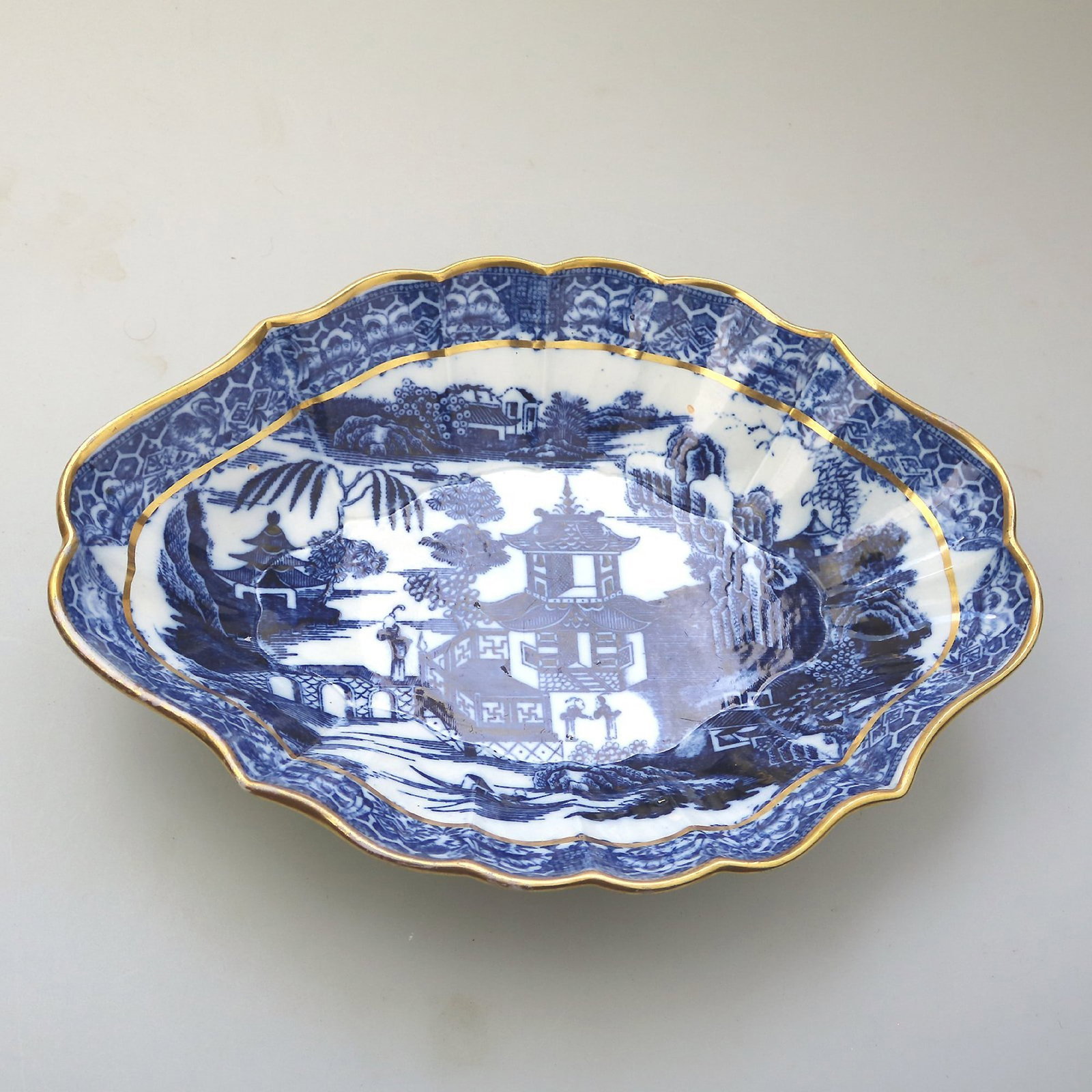 An Unusual Antique Large B&W Long Bridge Pagoda Pottery Bowl Pottery C.19thC - 3