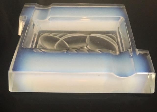 Andre Hunebelle (1896-1985) Art Deco, Opalescent Ashtray, Swimmers, Signed, 1930 - 10