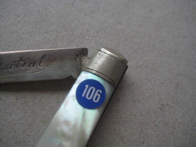 Title: George V Mother of Pearl Hafted Silver Bladed Folding Fruit Knife Description: George V - 4
