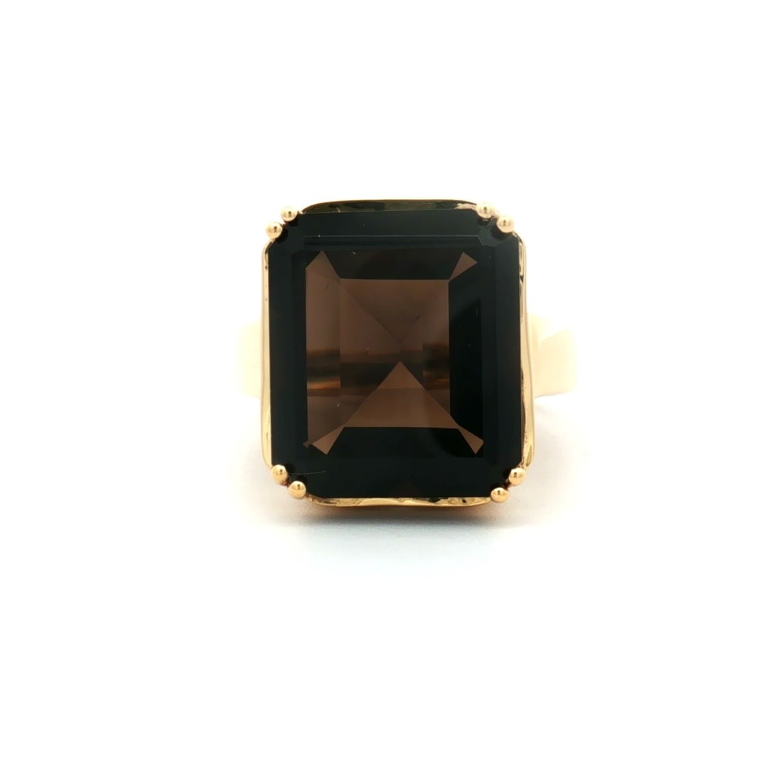 HRD Certified Smoky Quartz Octagon Ring – 925 Sterling Silver: Title: HRD Certified Smoky Quartz Octagon Ring – 925 Sterling Silver Description: A fine 925 Sterling Silver ring featuring an octagonal Smoky Quartz gemstone, finished with 14K Yellow Gold