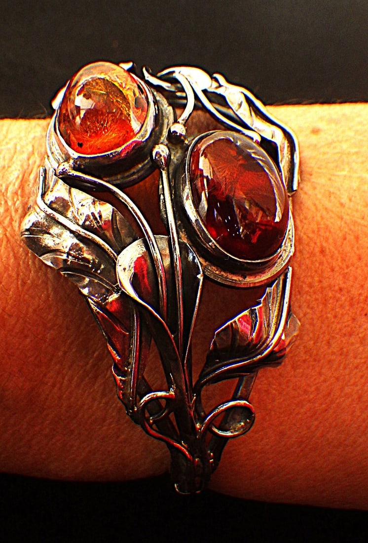 Art Nouveau Sterling Silver Baltic Amber Bangle - 3