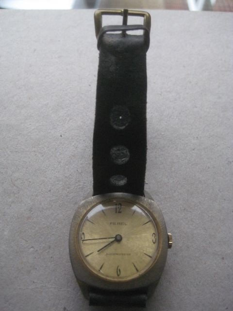 Vintage Gents Ferel Wrist Watch: Title: Vintage Gents Ferel Wrist Watch Description: Vintage Gents Ferel Shockprotected Wrist Watch. The watch dates to around 1970. Diameter of Watch is 31.75mm approximately.