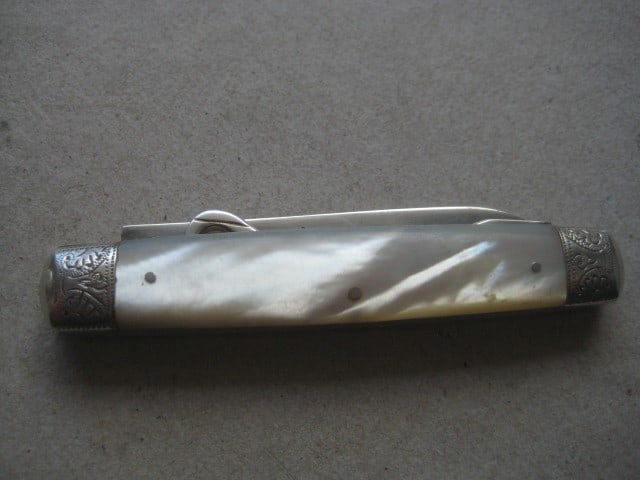 Rare Edwardian Mother of Pearl Hafted Twin Silver Bladed Folding Fruit Knife - 13