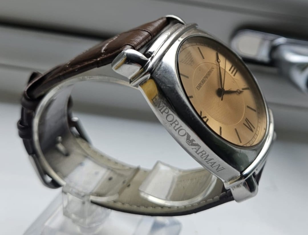 Title: Emporio Armani AR-0264 – Vintage Stainless Steel Dress Watch Description: This is an - 3
