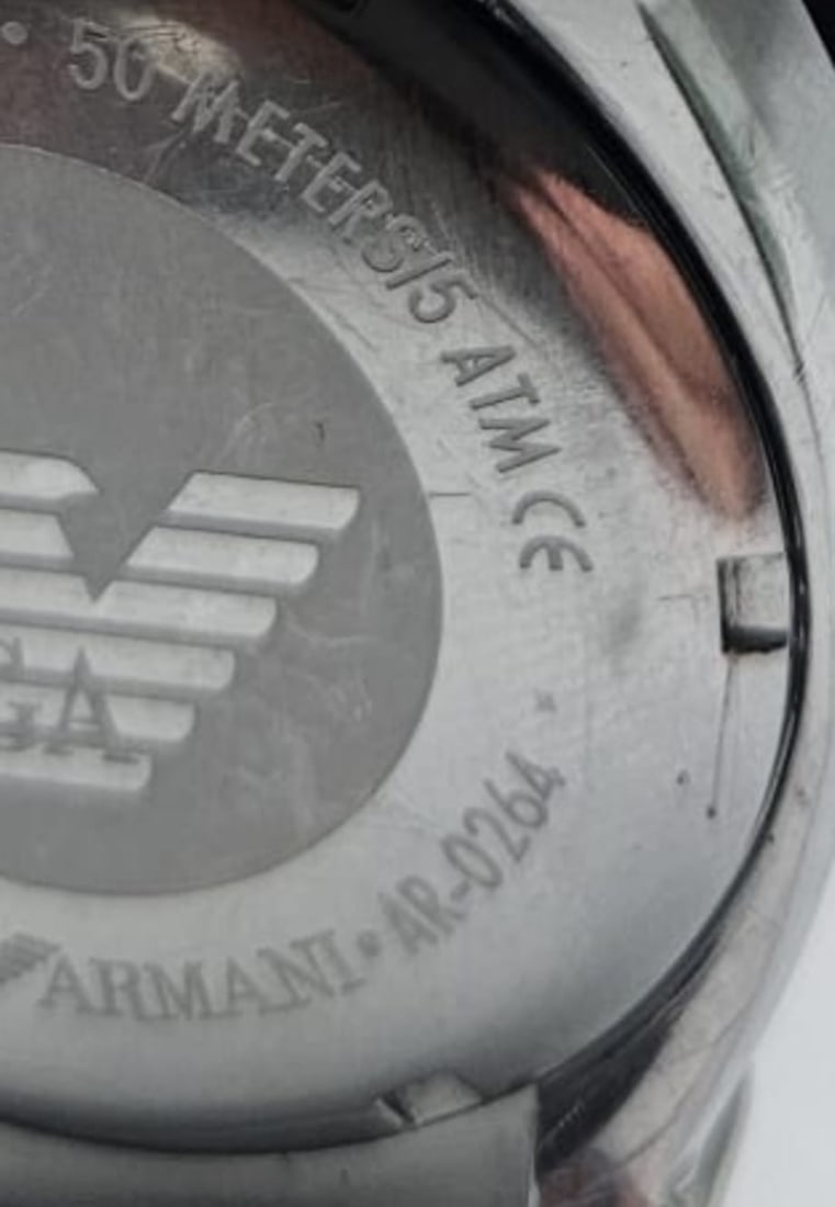 Title: Emporio Armani AR-0264 – Vintage Stainless Steel Dress Watch Description: This is an - 4