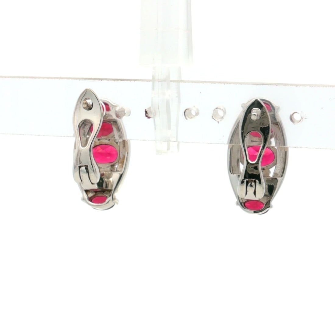 HRD Certified Rhodolite Garnet Oval Earrings – 925 Sterling Silver: Title: HRD Certified Rhodolite Garnet Oval Earrings – 925 Sterling Silver Description: A fine pair of 925 Sterling Silver earrings featuring multiple oval-cut Rhodolite Garnet gemstones,