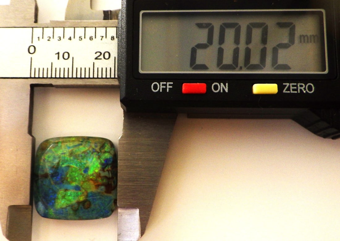 Triplet Monarch Opal 23 Carats - 3