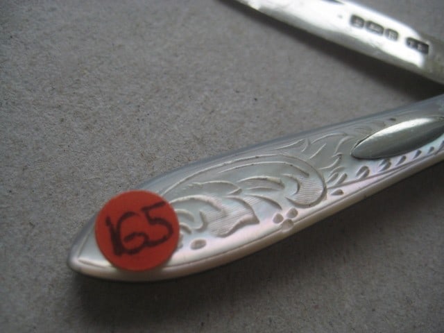 Edwardian Mother of Pearl Hafted Silver Bladed Folding Fruit Knife - 3