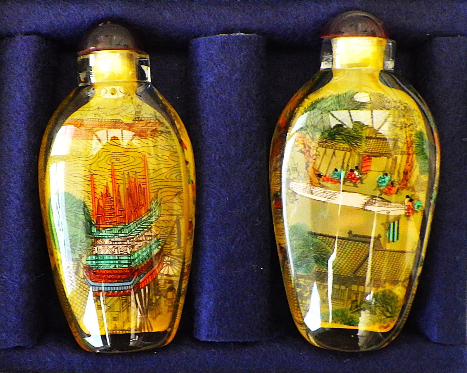 Two Old Peking Glass Hand Painted Snuff Bottles - 2