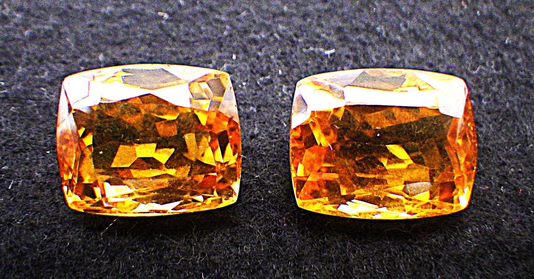 Title: Pair Radian Cut Citrines 22 Carats (Total) Description: A wonderful pair of radiant cut - 2