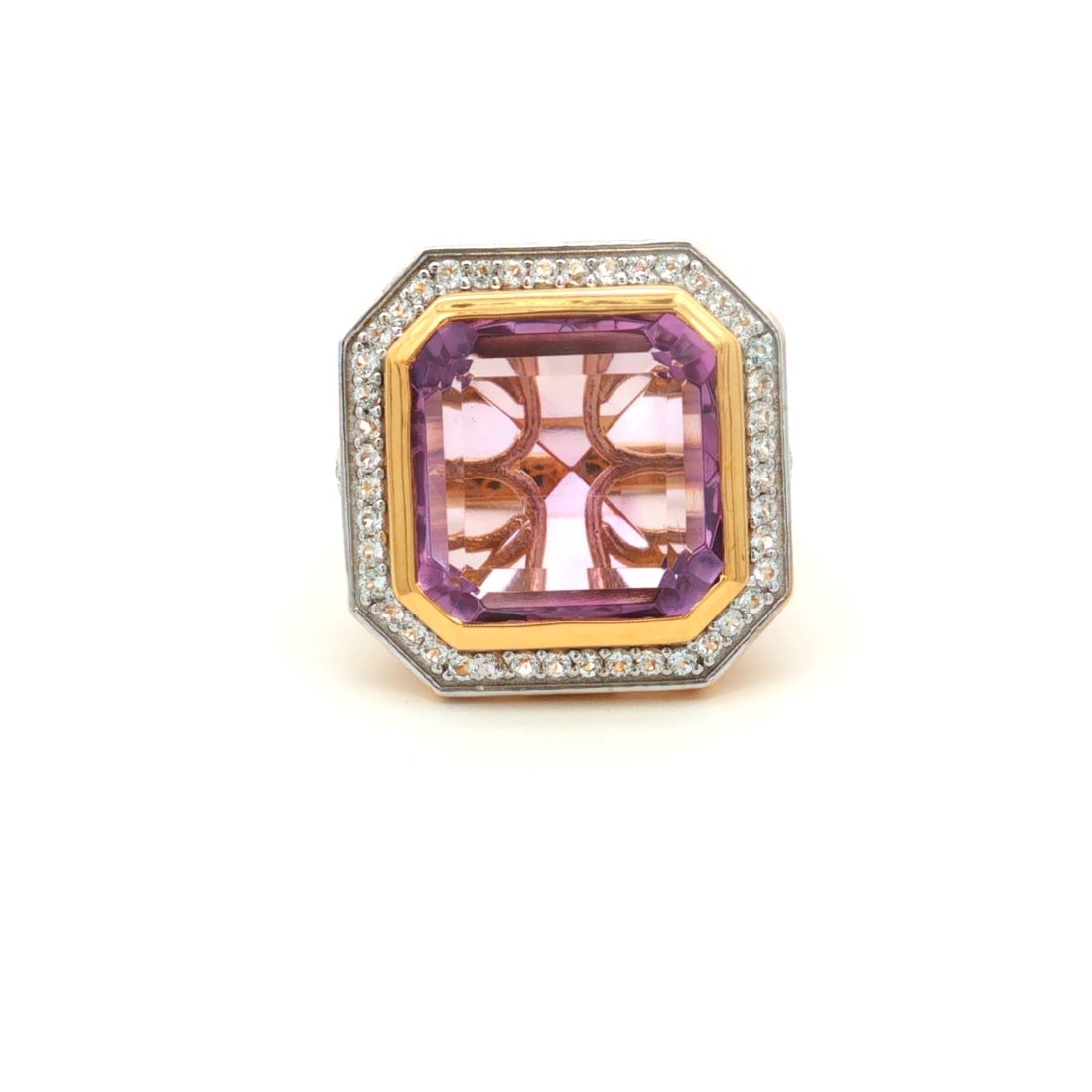 HRD Certified Pink Amethyst & White Topaz Ring – 925 Sterling Silver: Title: HRD Certified Pink Amethyst & White Topaz Ring – 925 Sterling Silver Description: A fine 925 Sterling Silver ring featuring an octagonal Pink Amethyst centre stone complemented by
