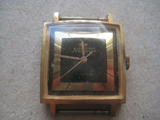 Vintage Gents Nelson 17 Jewels Wrist Watch: Title: Vintage Gents Nelson 17 Jewels Wrist Watch Description: Gents Nelson 17 Jewels Wrist Watch. The watch dates to around 1970. Diameter of Watch is 31.75mm approximately. Condition: