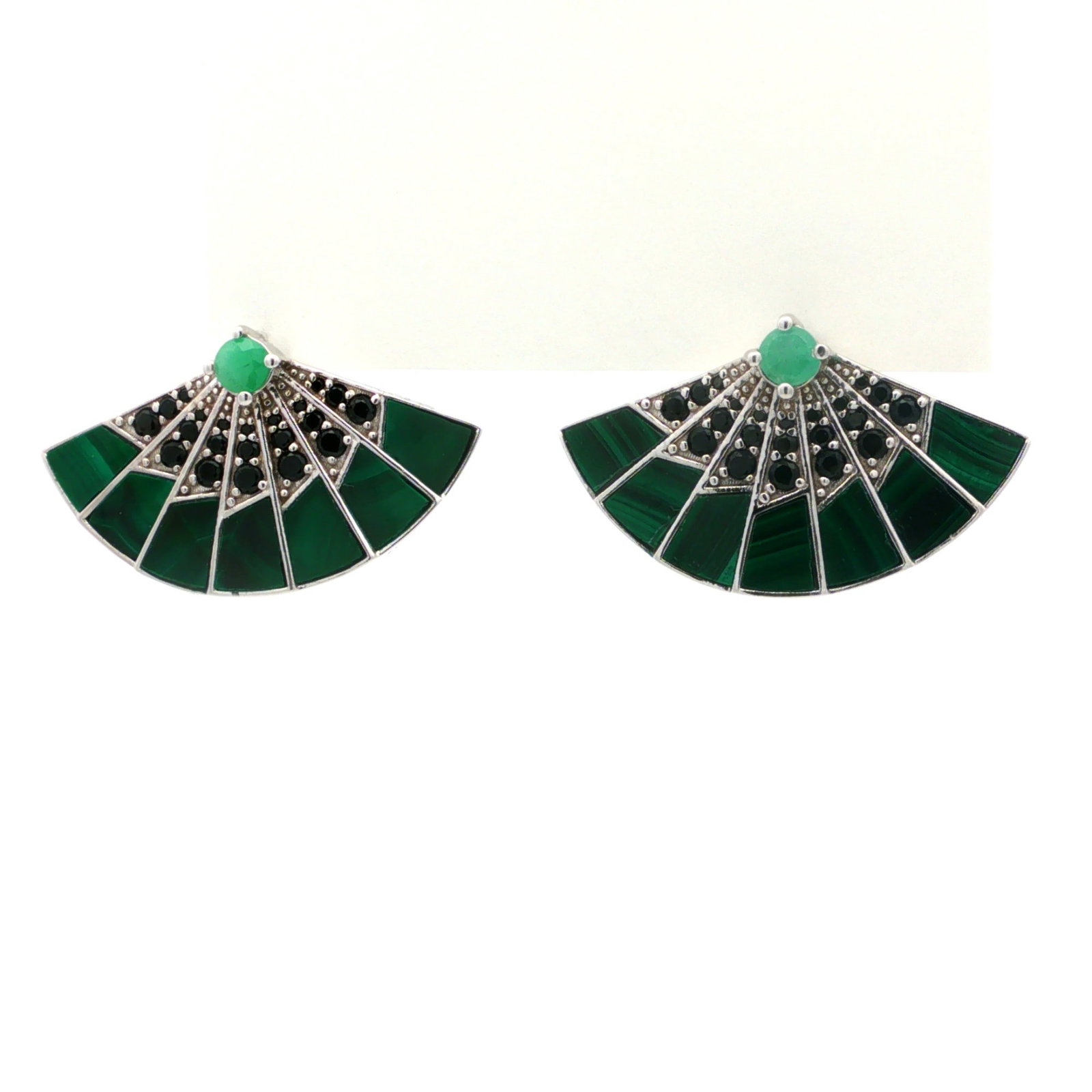 HRD Certified Sakota Emerald, Malachite & Black Spinel Earrings – 925 Sterling Silver: Title: HRD Certified Sakota Emerald, Malachite & Black Spinel Earrings – 925 Sterling Silver Description: A fine pair of 925 Sterling Silver earrings featuring Sakota Emerald, Malachite a