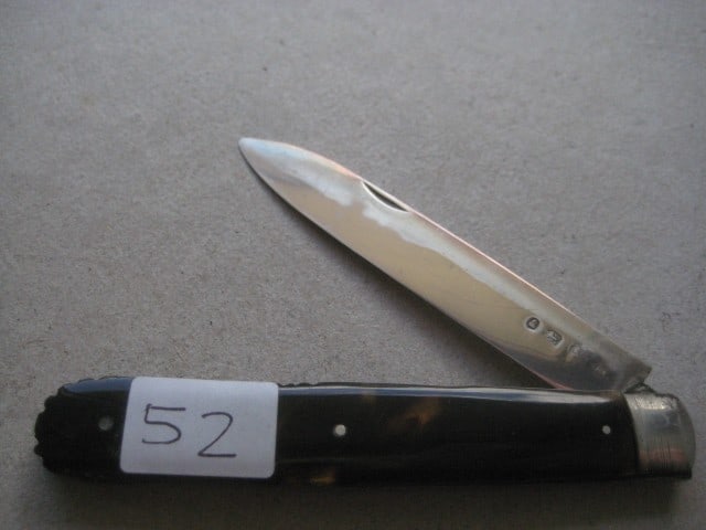 George IV Silver Bladed Folding Fruit Knife: Title: George IV Silver Bladed Folding Fruit Knife Description: George IV Silver Bladed Folding Fruit Knife. The handle is carved at the very bottom of the handle. There