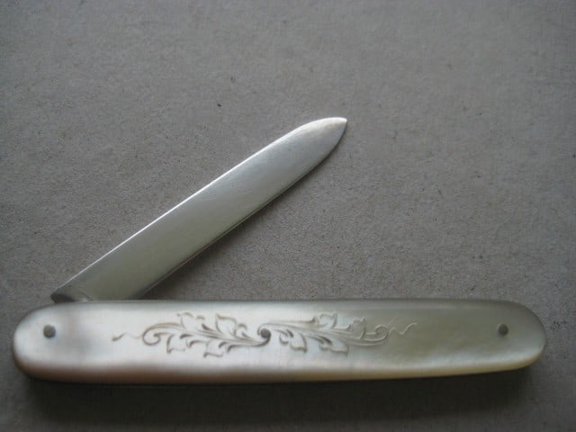 George V Mother of Pearl Hafted Silver Bladed Folding Fruit Knife - 2