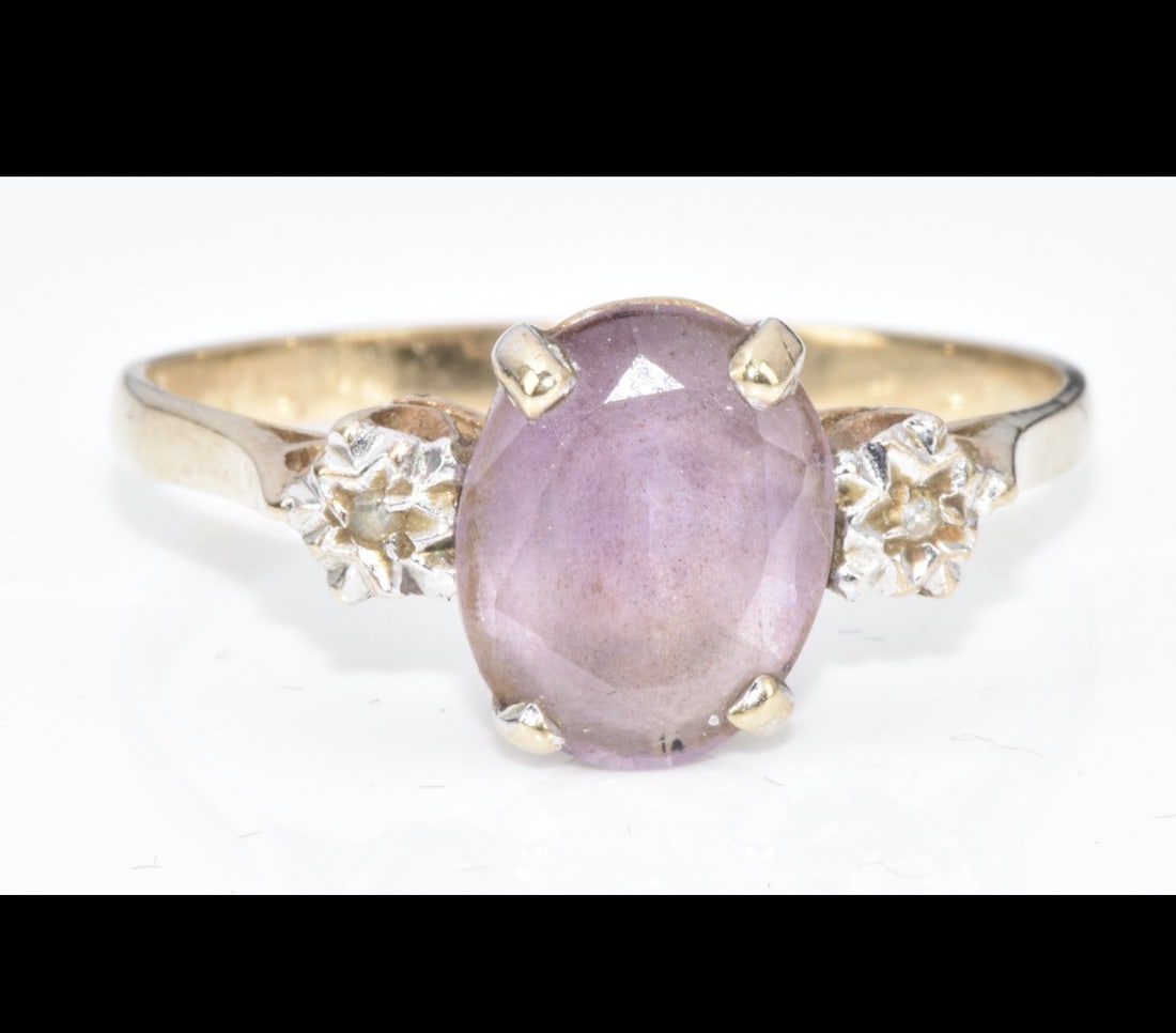 9 ct Gold Ring Set With 0.20ct An Amethyst and Diamonds, 1.6g, Size N: Title: 9 ct Gold Ring Set With 0.20ct An Amethyst and Diamonds, 1.6g, Size N Description: A 9 carat gold ring set with an 0.20 ct amethyst and 1point diamond 1.6 grams Size N