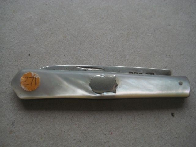 Title: George V Mother of Pearl Hafted Silver Bladed Folding Fruit Knife Description: George V - 8