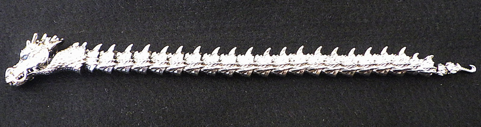 Chinese Dragon Bracelet In Presentation Box. - 4