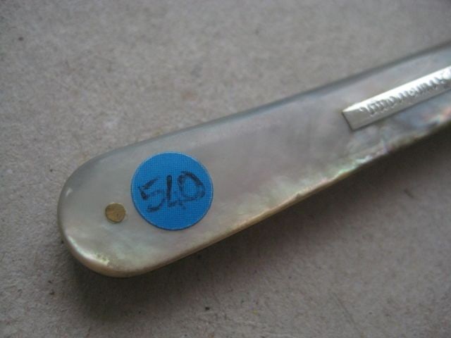 Victorian Mother of Pearl Hafted Matching Silver Bladed Folding Fruit Knife and Folding Fork - 5