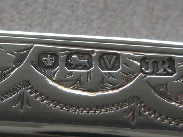 Victorian Mother of Pearl Hafted Matching Silver Bladed Folding Fruit Knife and Folding Fork - 6