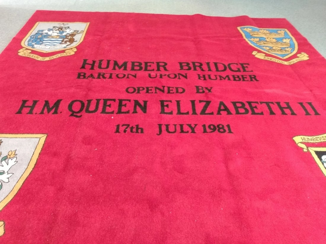 Title: Royalty RED CARPET for THE Opening of HUMBER BRIDGE OPENED BY H.M. QUEEN ELIZABETH II 17th - 5