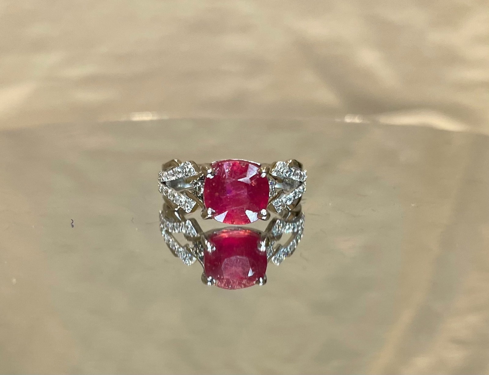 Natural Burmese Ruby Ring 3.35 Ct With Natural Diamonds & 18k Gold: Title: Natural Burmese Ruby Ring 3.35 Ct With Natural Diamonds & 18k Gold Description: Beautiful 3.65 Ct. Natural Burmese Ruby Ring With Natural Diamonds. Dispatched with Royal Mail S