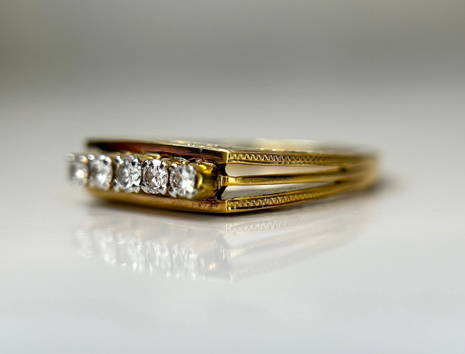 Beautiful Natural 0.18 CT VS Diamond Ring With 18k Gold - 3