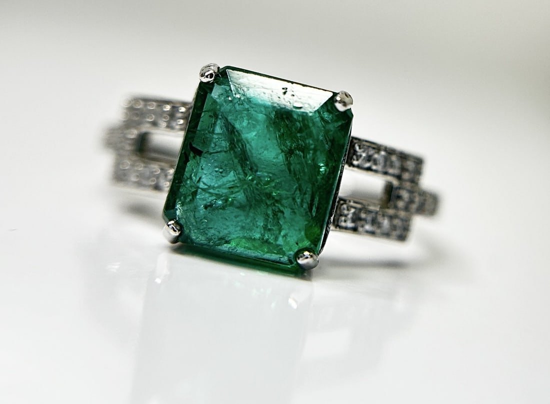 Beautiful Natural 2.64 CT Emerald Ring With Natural Diamonds & Platinum 950 - 2