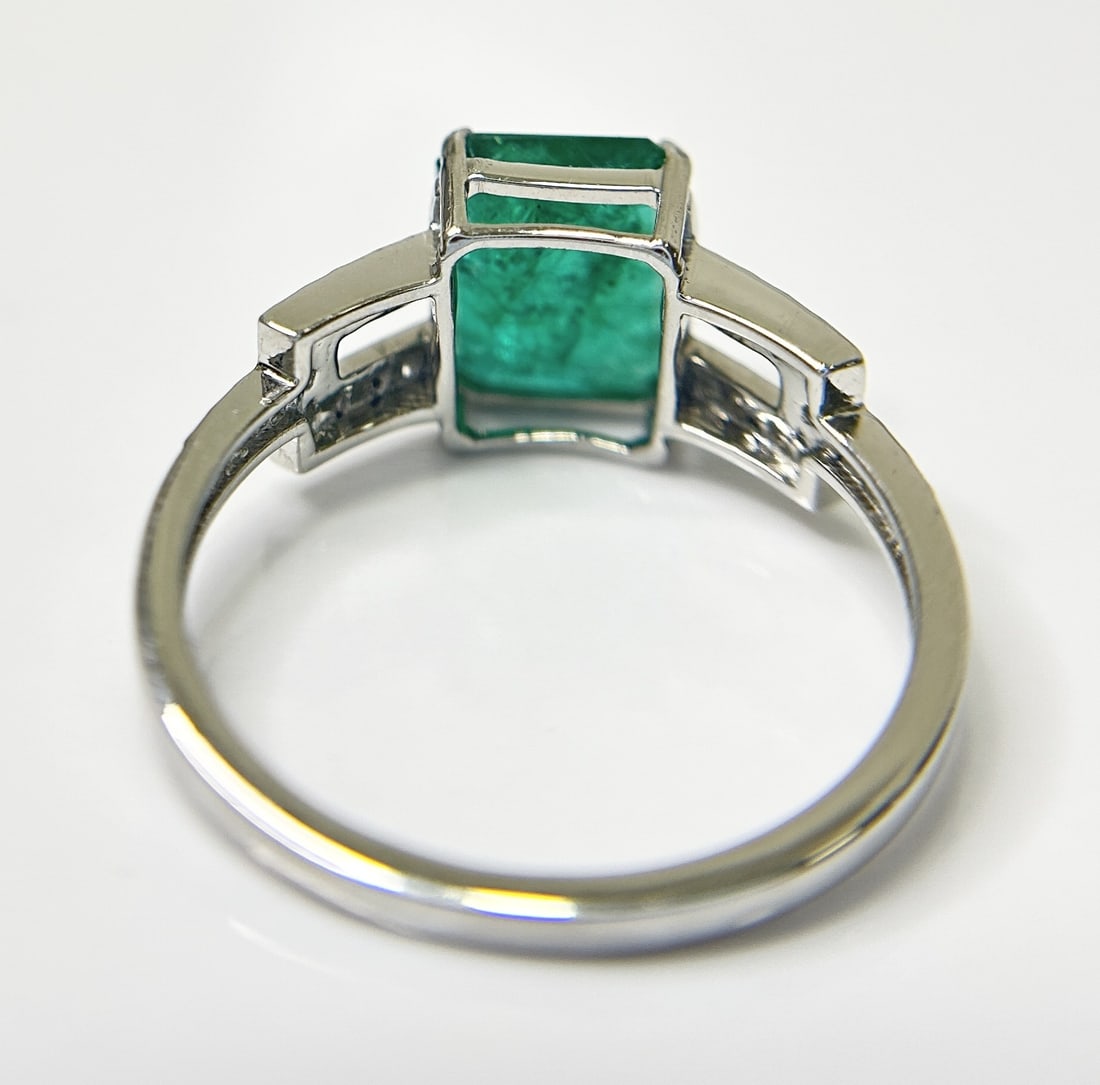 Beautiful Natural 2.64 CT Emerald Ring With Natural Diamonds & Platinum 950 - 6