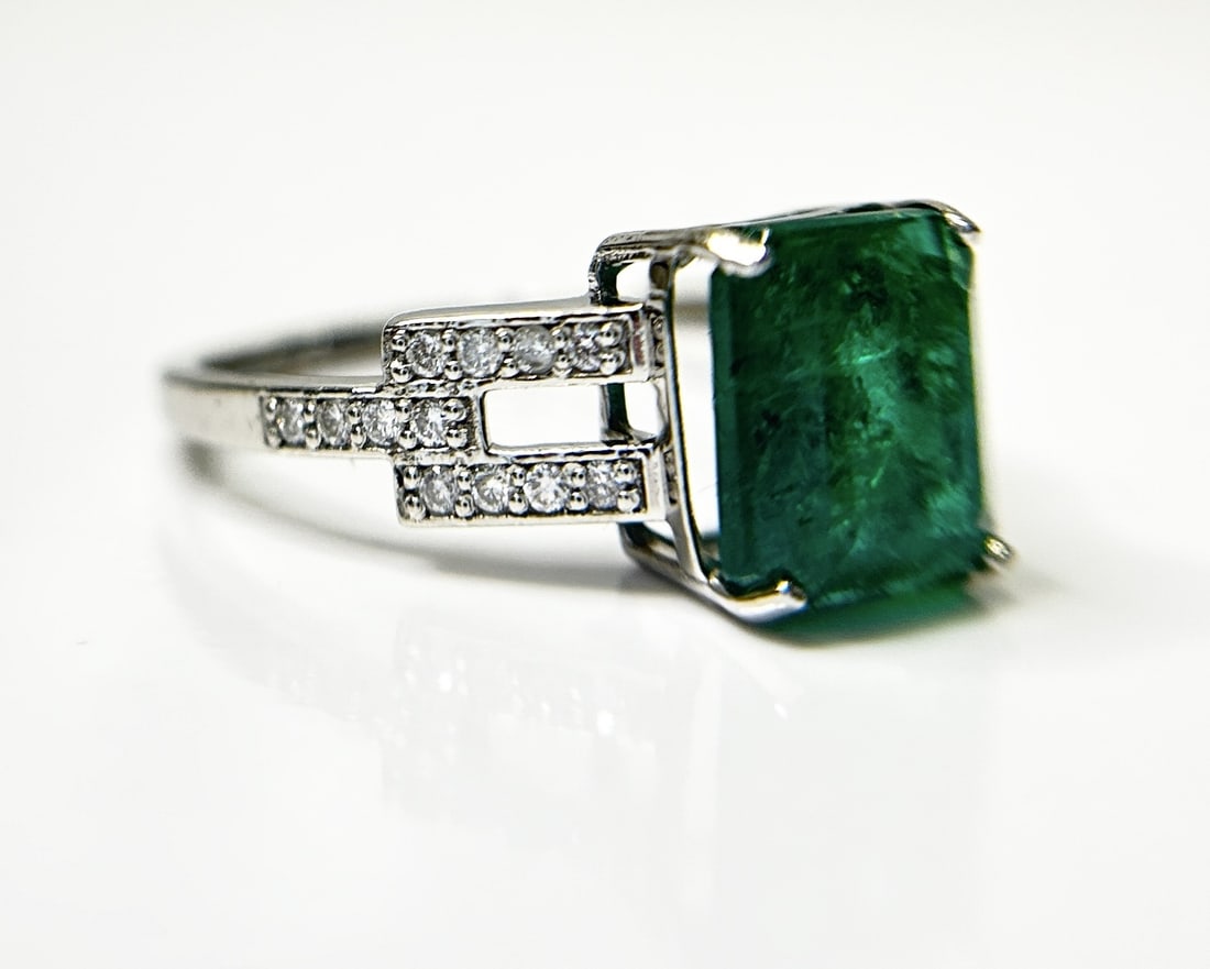 Beautiful Natural 2.64 CT Emerald Ring With Natural Diamonds & Platinum 950 - 7