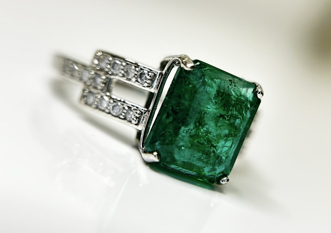 Beautiful Natural 2.64 CT Emerald Ring With Natural Diamonds & Platinum 950 - 8
