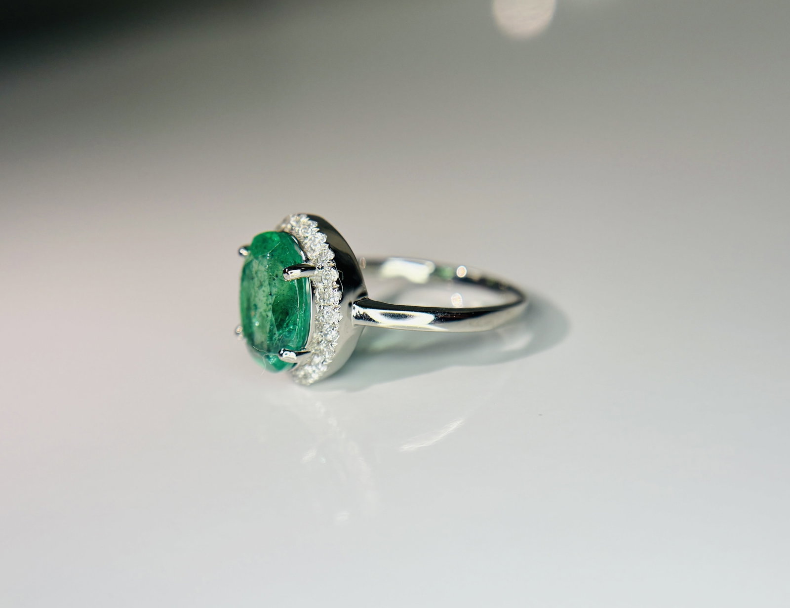 Beautiful 2.70 CT Natural Emerald Ring With Natural Diamonds & Platinum 950 - 4