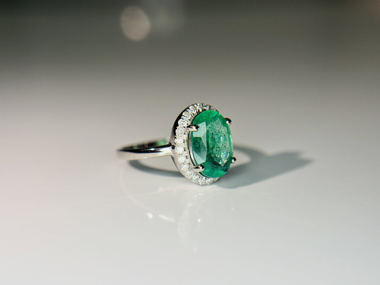 Beautiful 2.70 CT Natural Emerald Ring With Natural Diamonds & Platinum 950 - 7