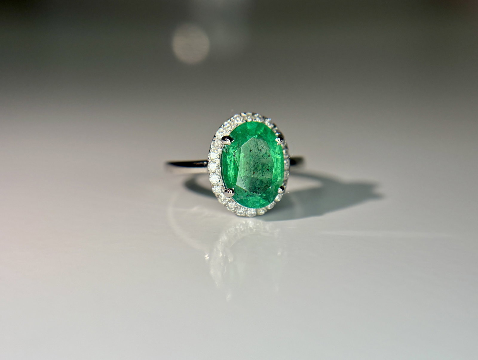 Beautiful 2.70 CT Natural Emerald Ring With Natural Diamonds & Platinum 950 - 8