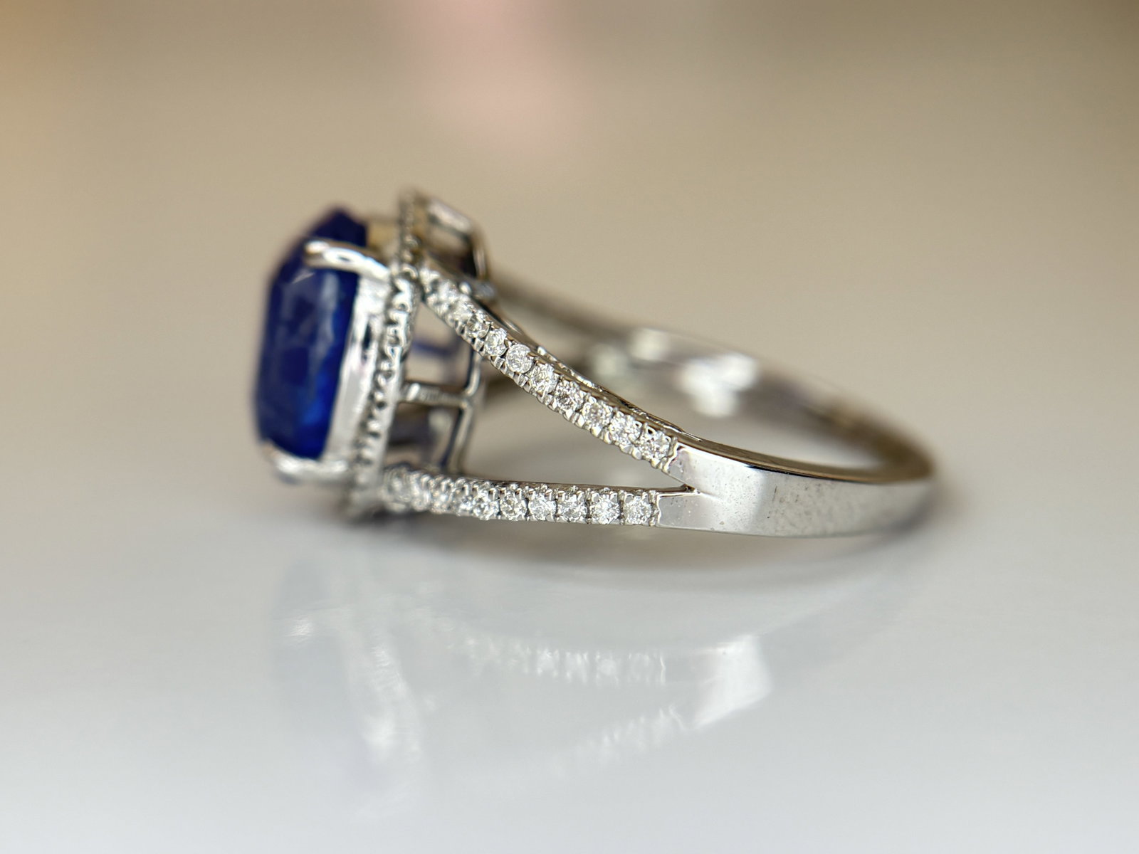 Beautiful 2.83 CT Natural Ceylon Cornflour Blue Sapphire Diamonds & 18k Gold - 5