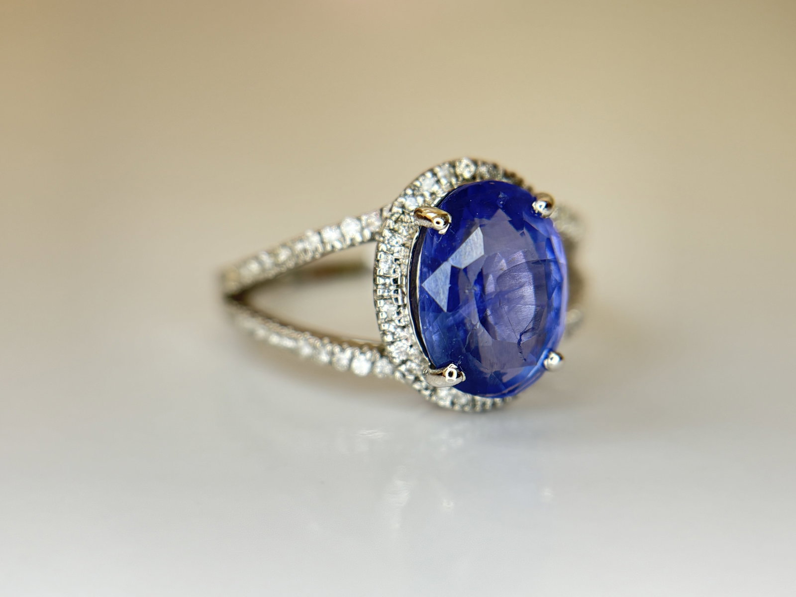 Beautiful 2.83 CT Natural Ceylon Cornflour Blue Sapphire Diamonds & 18k Gold - 8