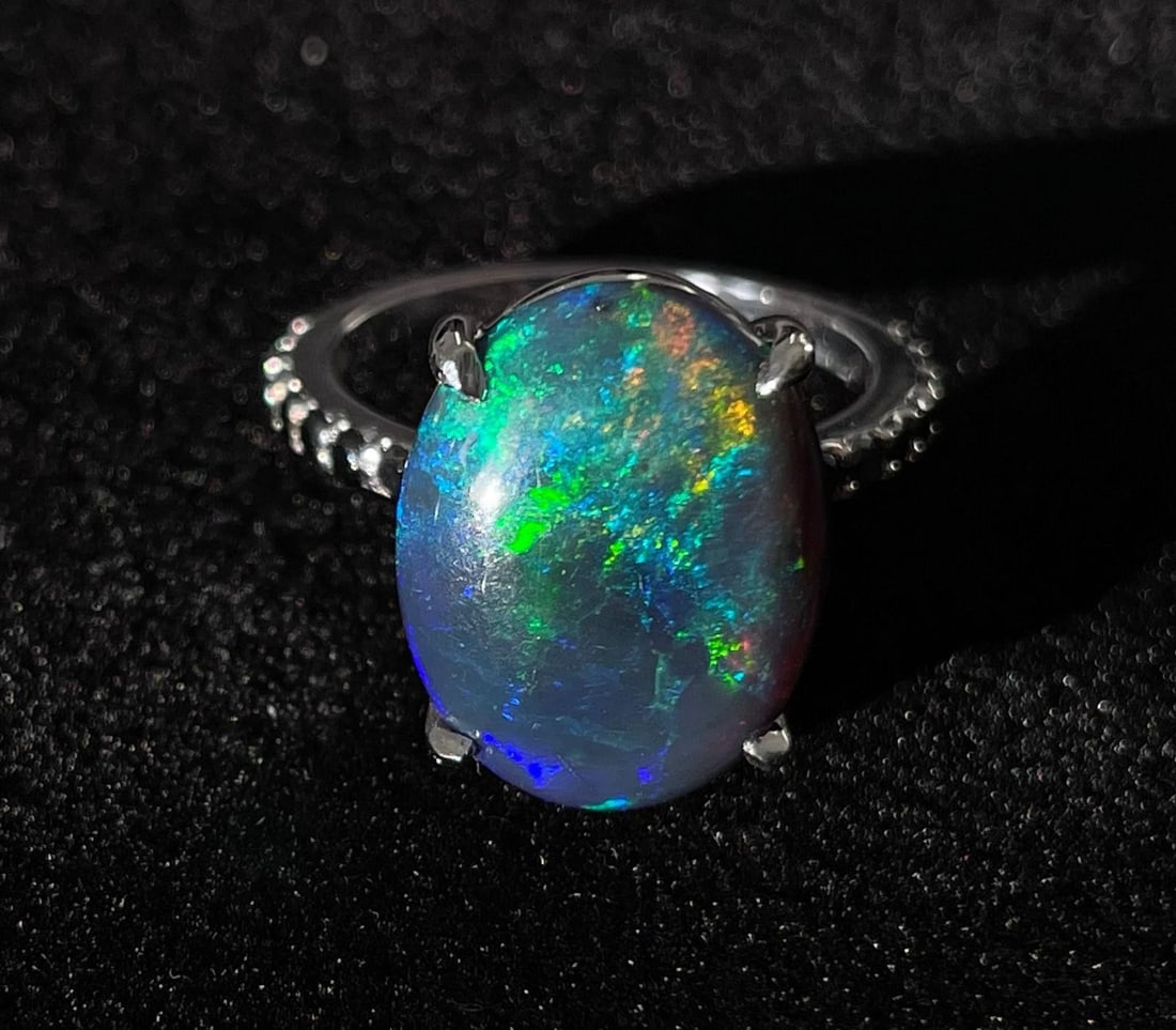Beautiful 5.22 CT Natural Black Opal Ring With Natural Black Diamond & 18k Gold - 6
