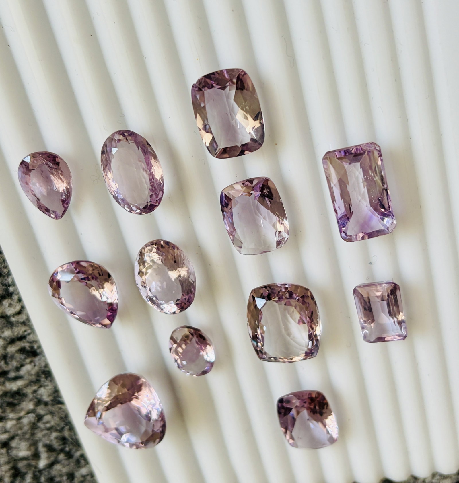 123.30ct Natural Pink Amethyst - 2