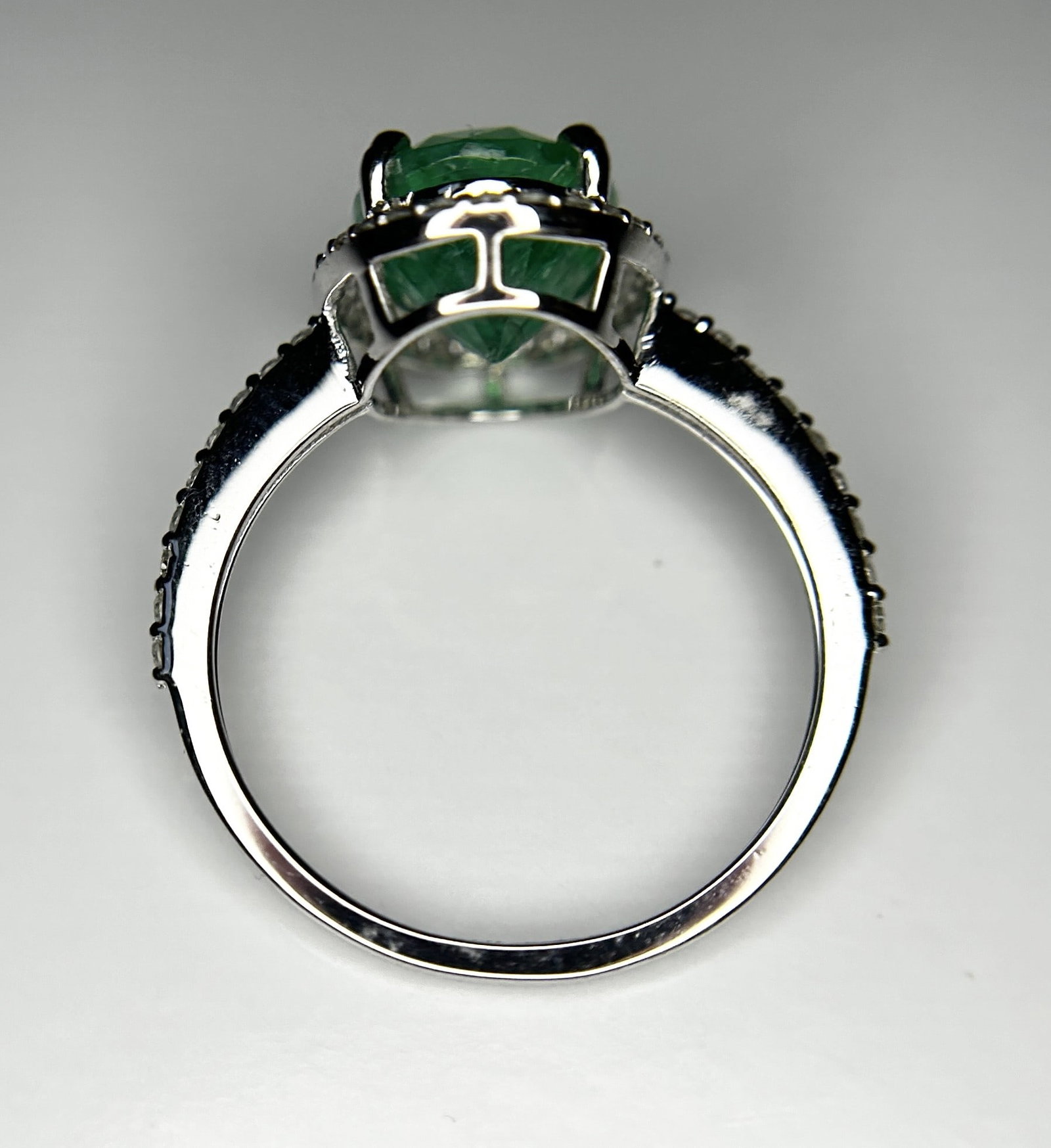 Beautiful 2.71ct Natural Emerald With Natural Diamonds & 18k Gold - 6
