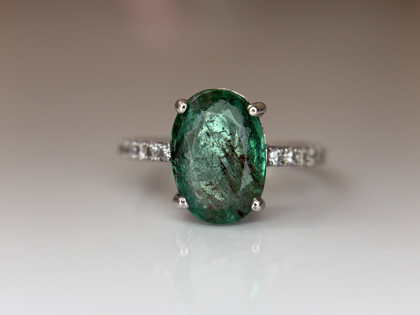 Beautiful Natural Emerald 3.00ct With Natural Diamonds & 18k Gold - 2