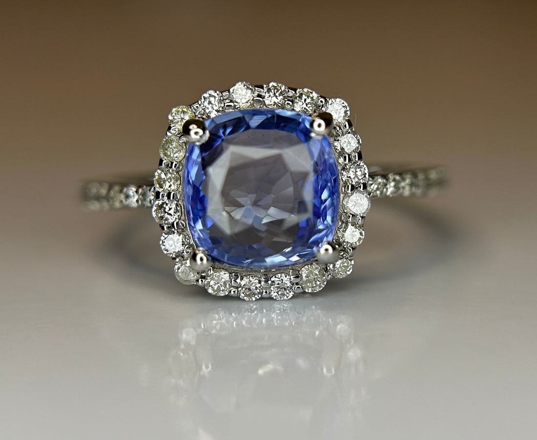1.94 CT Ceylon Cornflour Blue Sapphire Diamonds & 18k Gold - 8
