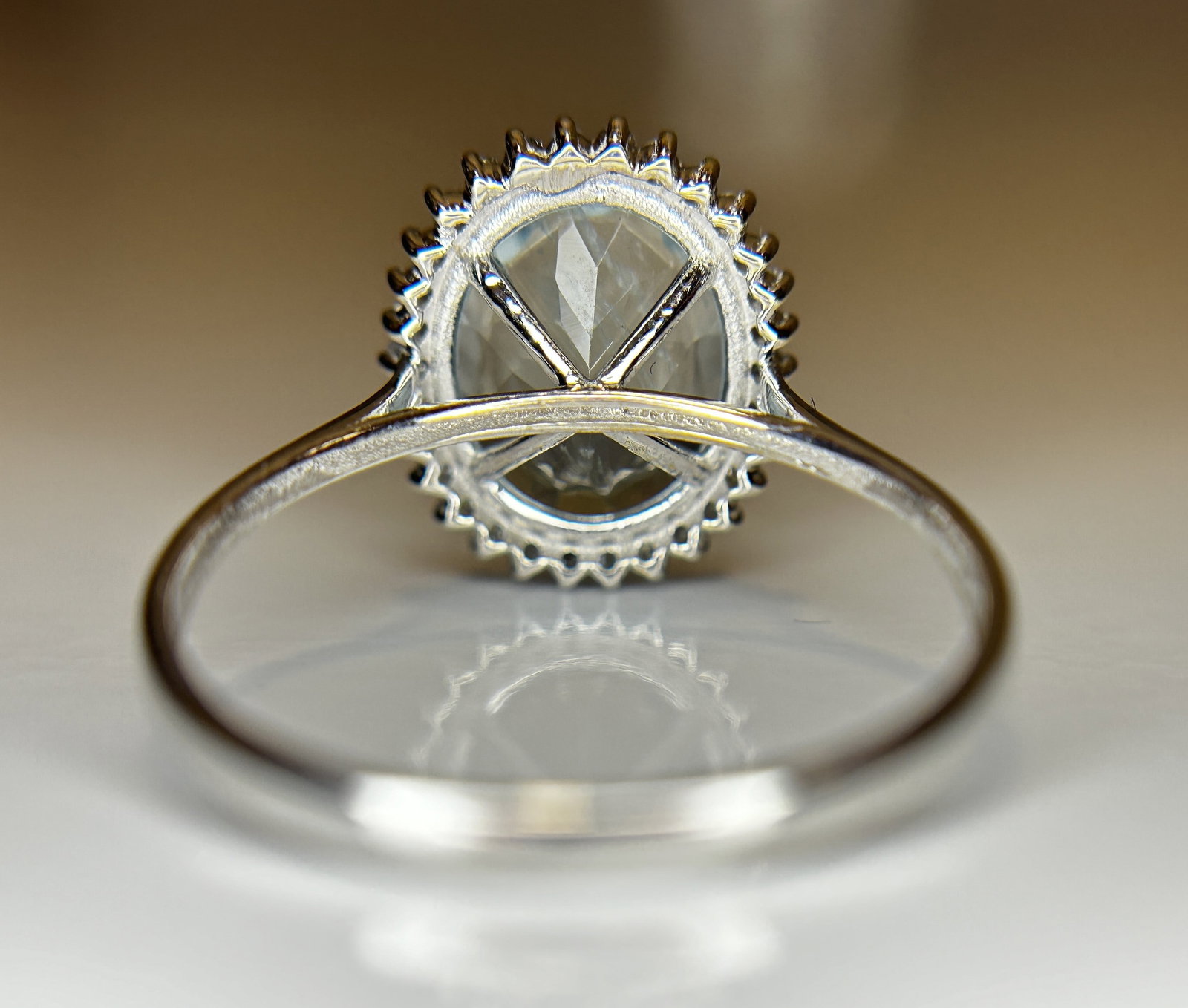 Beautiful 2.39 CT Natural Aquamarine Ring With Natural Diamonds & 18k White Gold - 8