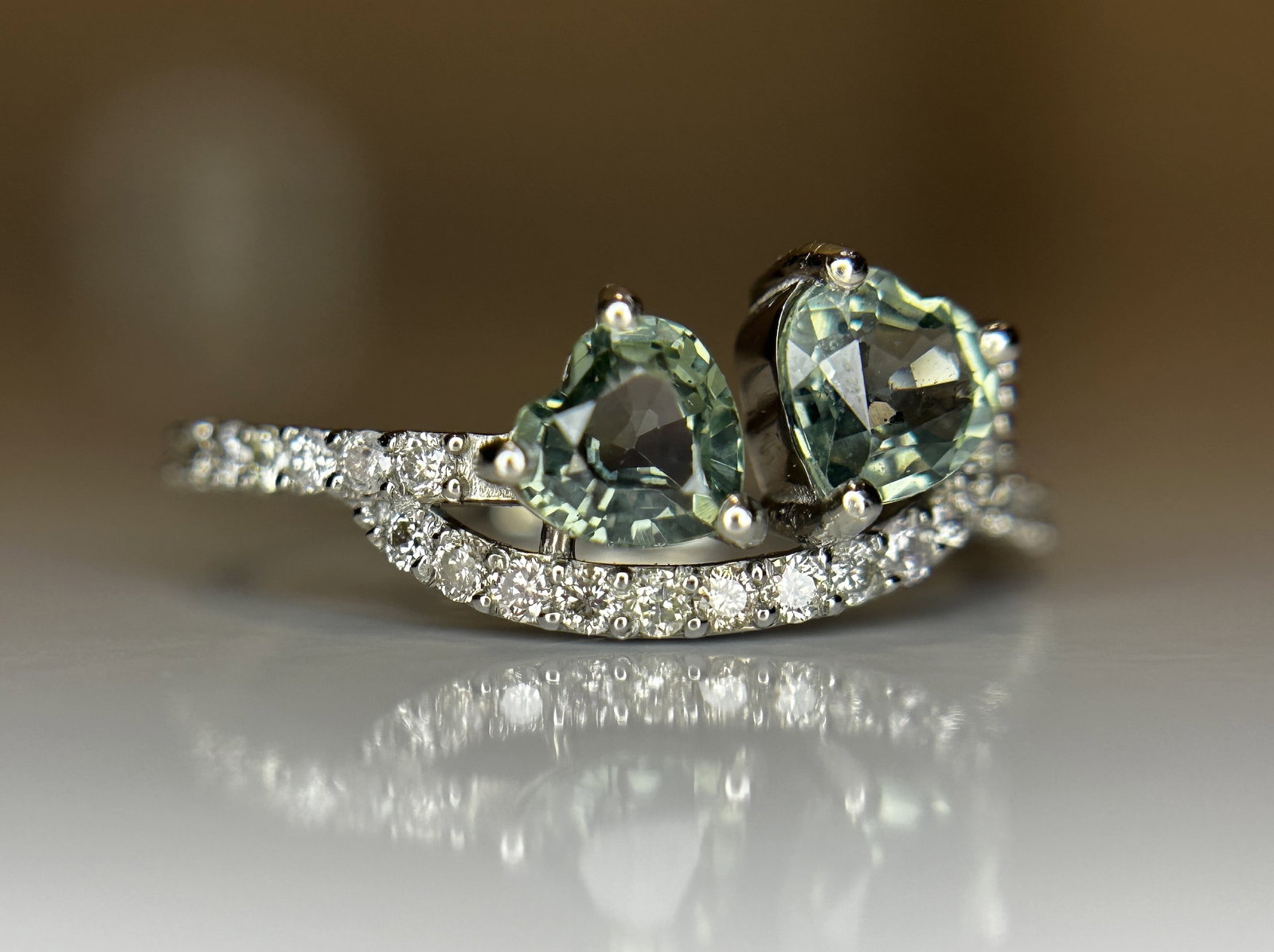 Beautiful 1.07 CT Bi-Colour Unheated Ceylon Sapphire Diamonds & 950 Platinum - 7