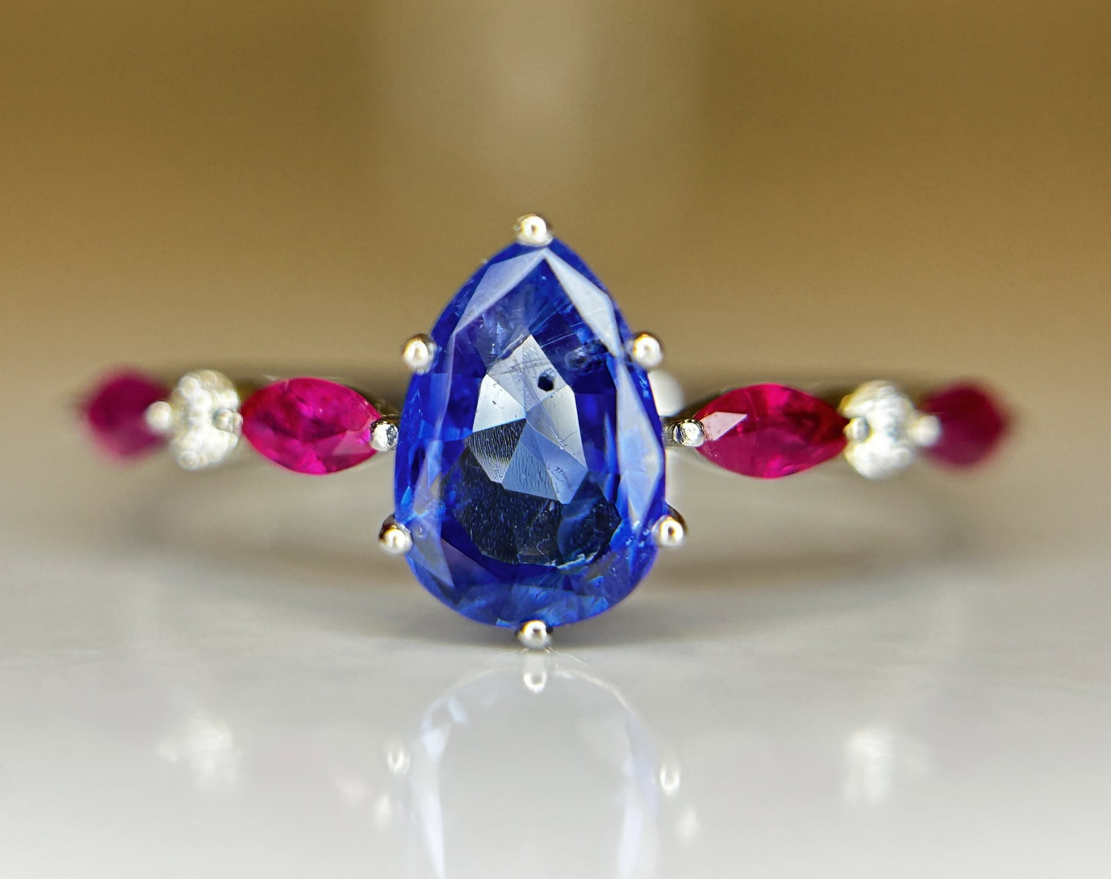 Beautiful 1.06 CT Unheated Burma Blue Sapphire With Burma Ruby, Natural Diamonds & 950 Platinum: Title: Beautiful 1.06 CT Unheated Burma Blue Sapphire With Burma Ruby, Natural Diamonds & 950 Platinum Description: Beautiful 1.06 CT Natural Burma Blue Sapphire With Natural Burma Ruby, Natura